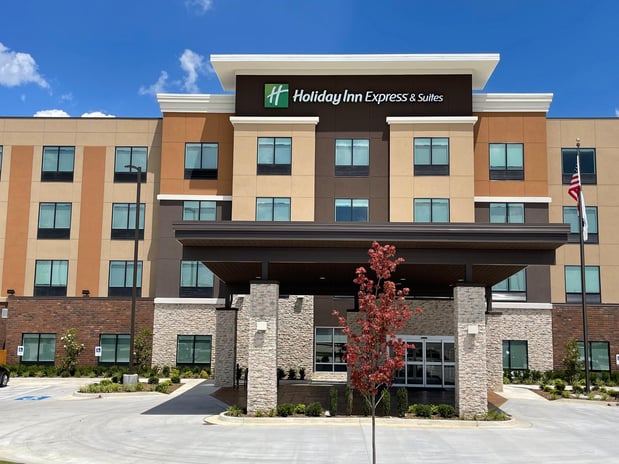 Images Holiday Inn Express & Suites Ft. Smith - Airport by IHG