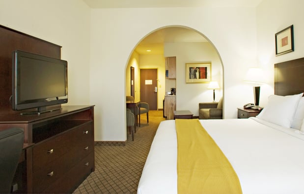 Images Holiday Inn Express & Suites Childress by IHG