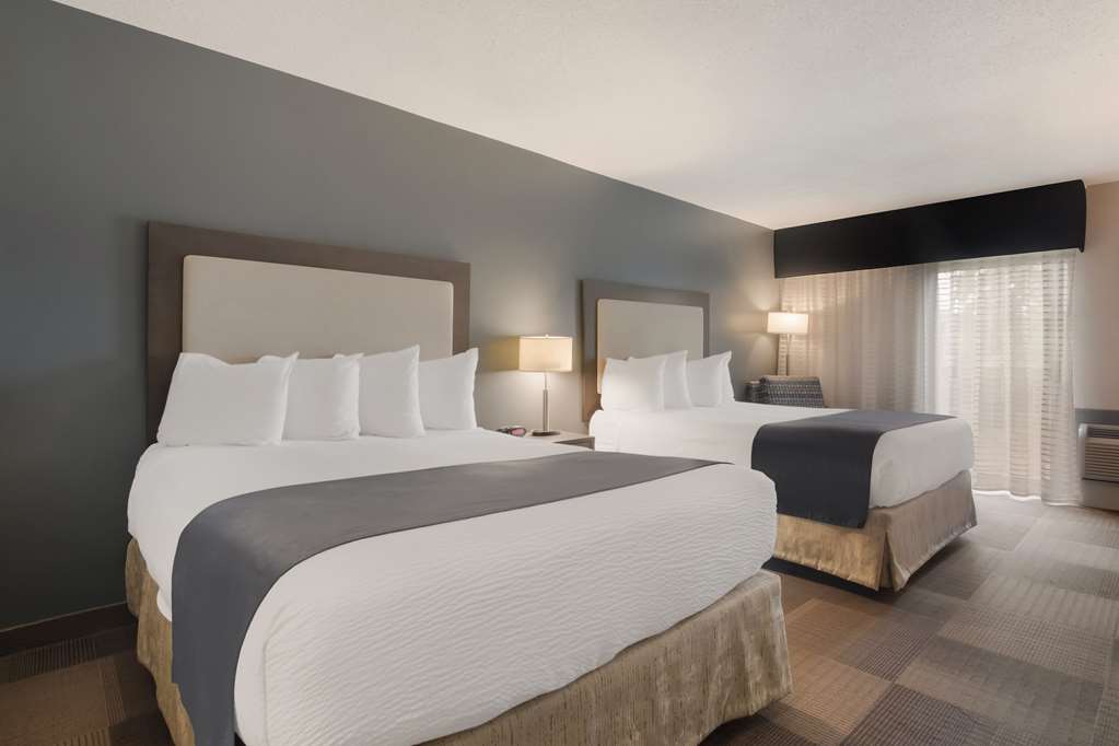 DoubleQueen Best Western St Catharines Hotel & Conference Centre St. Catharines (905)934-8000