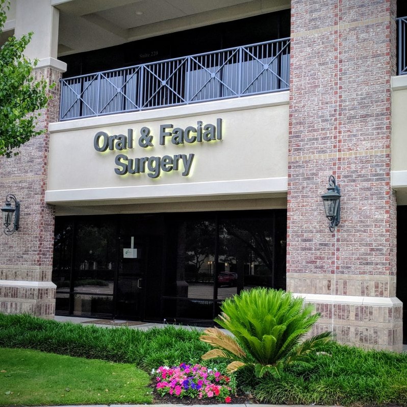 Main entrance Katy Center for Oral & Facial Surgery Katy (281)392-1130