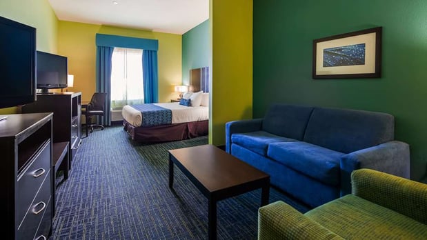 Images Best Western Plus Carrizo Springs Inn & Suites