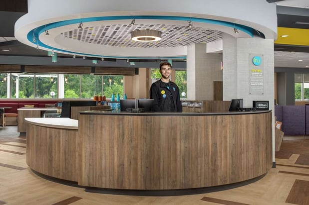 Images Tru by Hilton Lake City