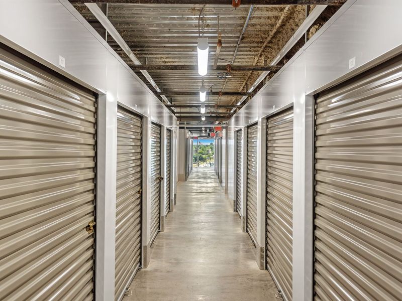 Images Extra Space Storage
