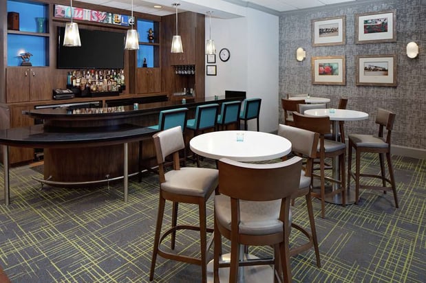 Images Hampton Inn Louisville Downtown