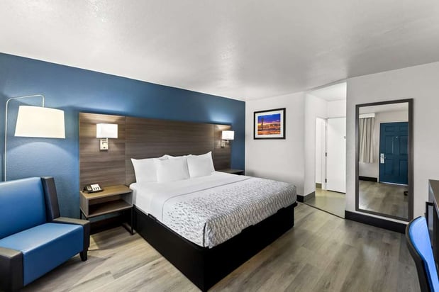 Images SureStay by Best Western Phoenix Airport
