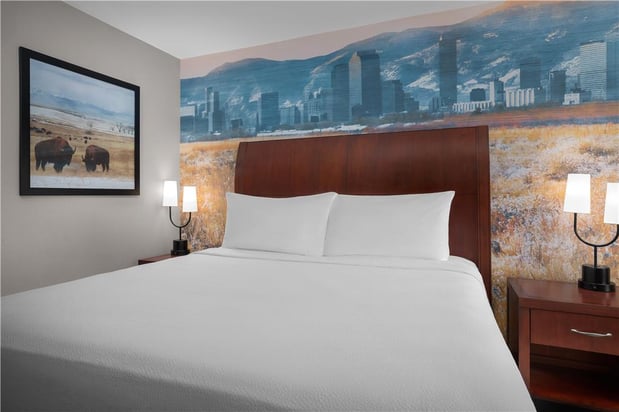 Images Hilton Garden Inn Denver Downtown