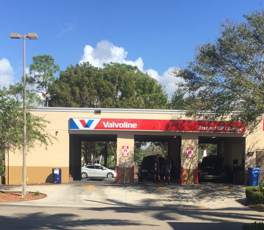 South Tamiami Valvoline Instant Oil Change