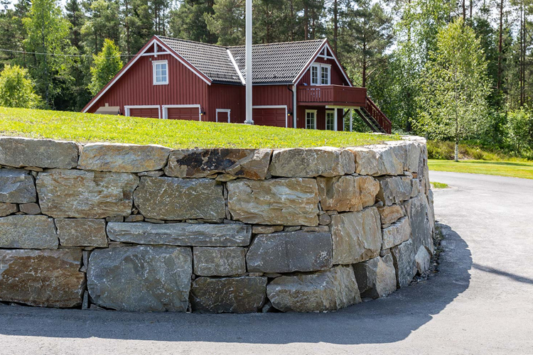 Images Oveland Utemiljø AS