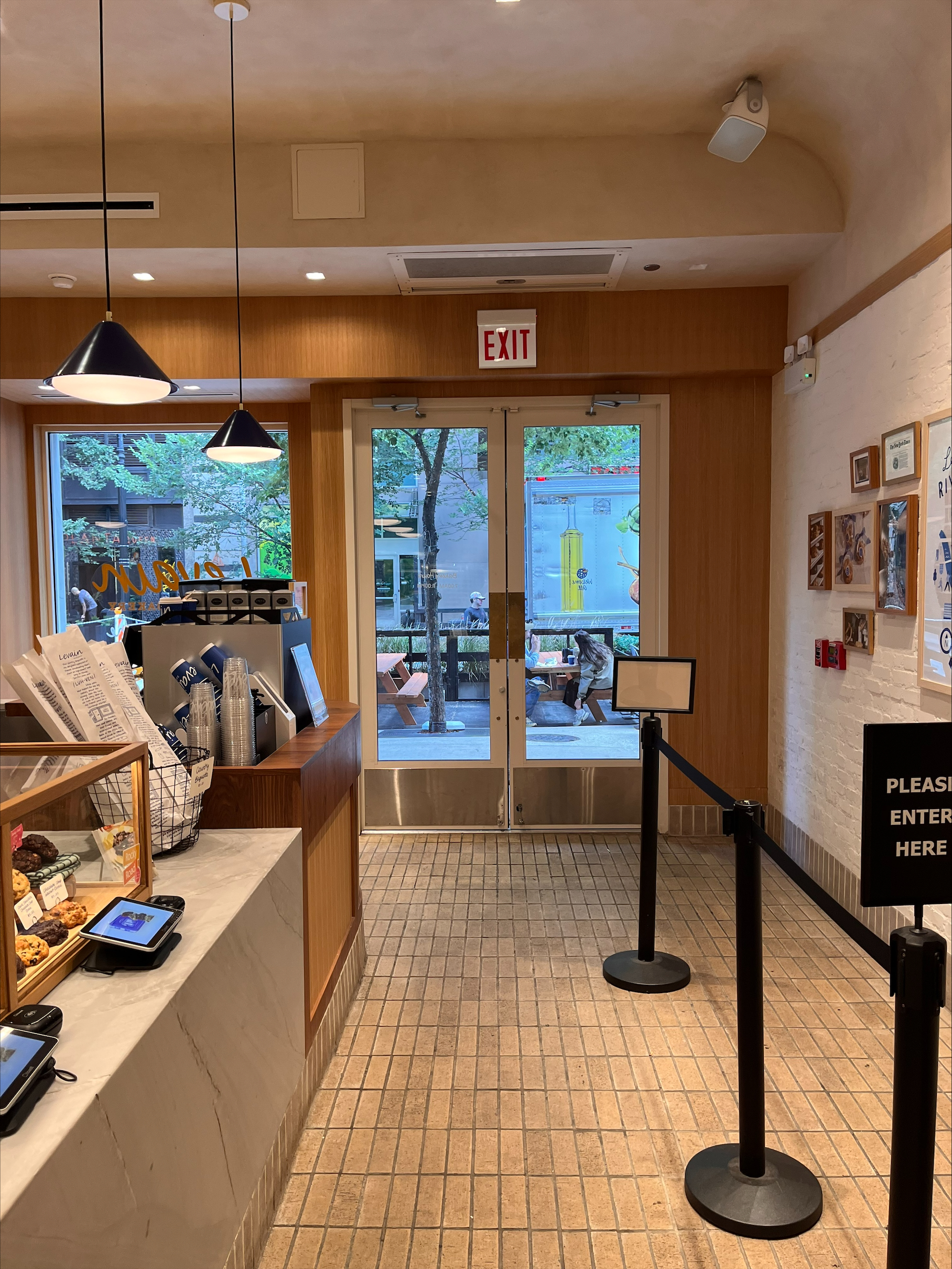 Levain Bakery – River North