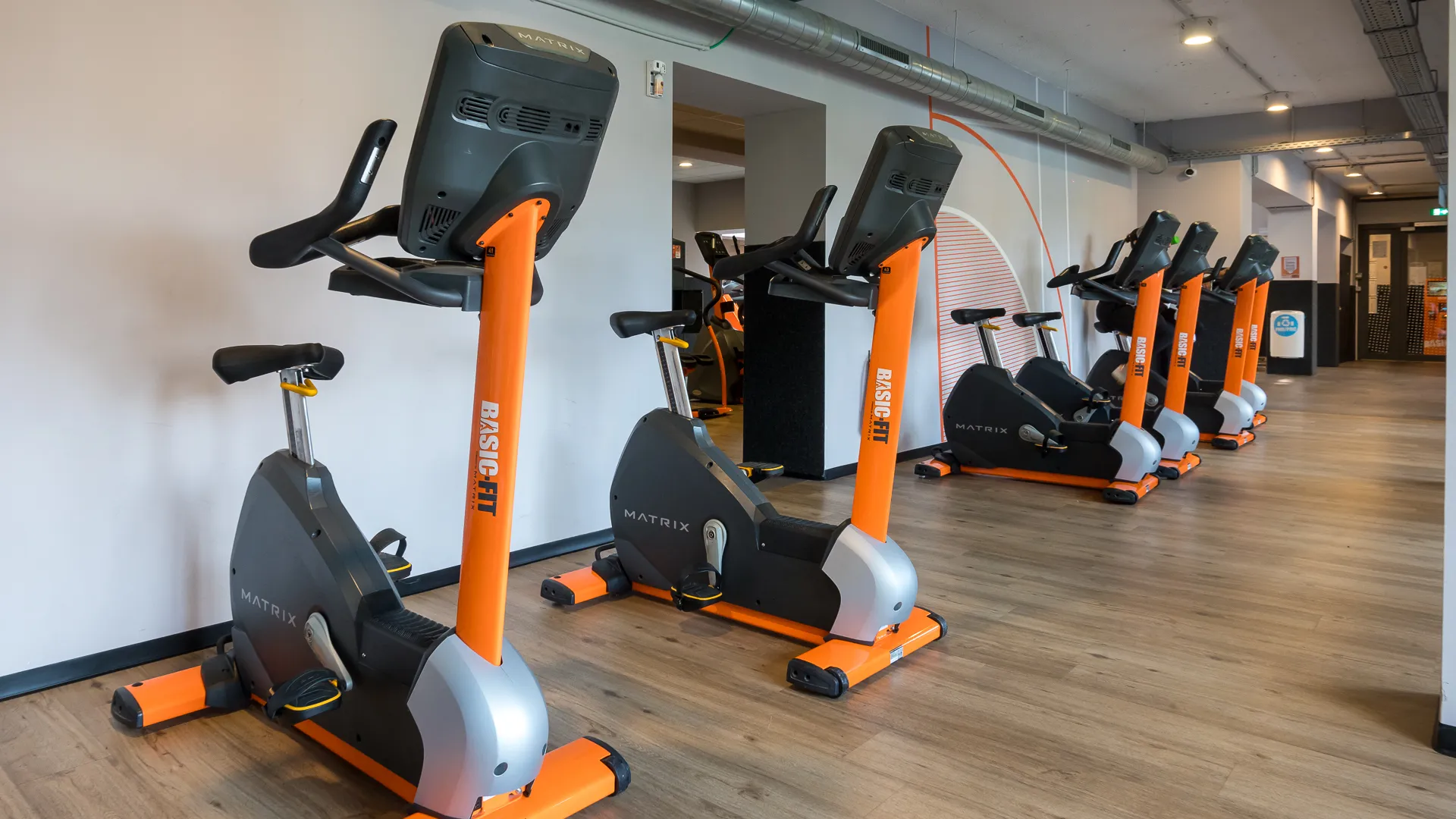 Images Basic-Fit 24/7