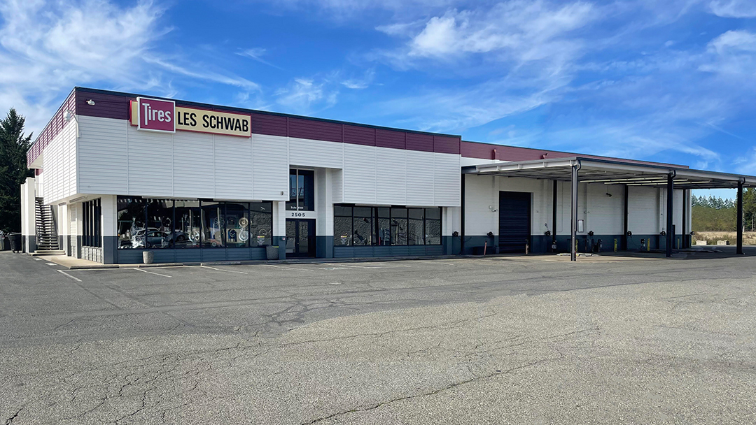 Les Schwab Tire Center