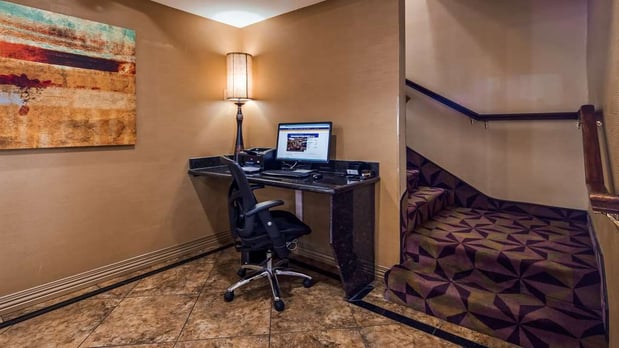 Images Best Western Manhattan Inn