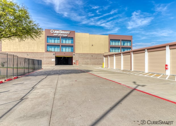 Images CubeSmart Self Storage