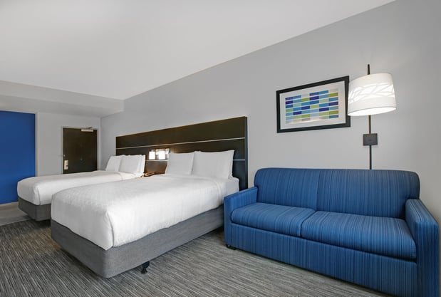 Images Holiday Inn Express & Suites Milwaukee - Brookfield by IHG