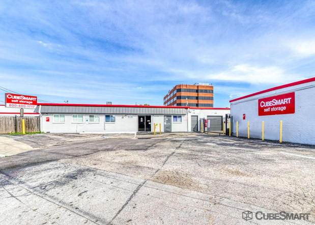 Images CubeSmart Self Storage