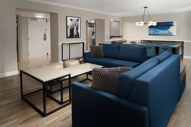 Images DoubleTree by Hilton Hotel Baltimore North - Pikesville