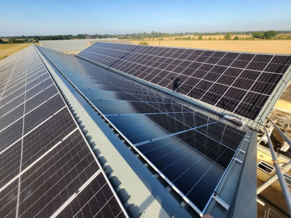 Images SG Elite Roofing & Solar Energy Services.