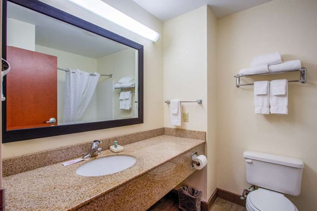 Images Best Western Nittany Inn Milroy