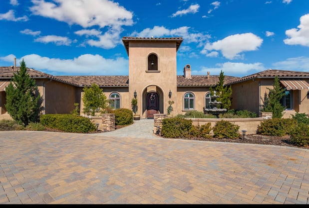 Images Stanton Lewis - Elevate Real Estate Agency