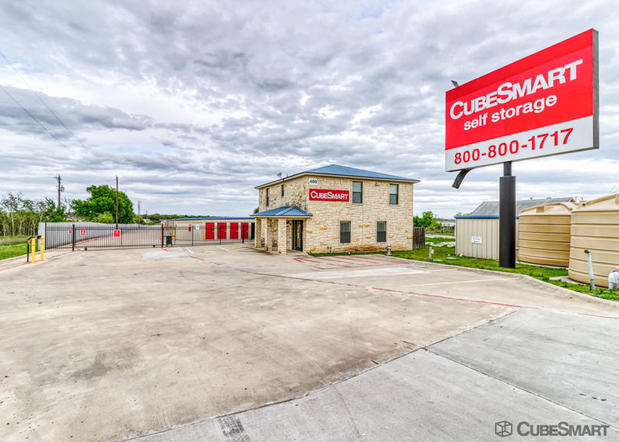 Images CubeSmart Self Storage