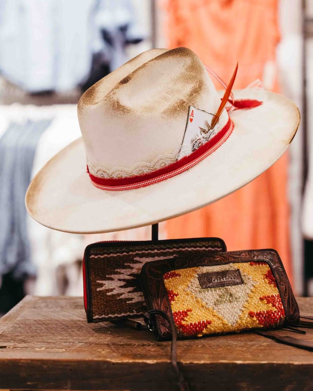 Images Ariat Brand Shop