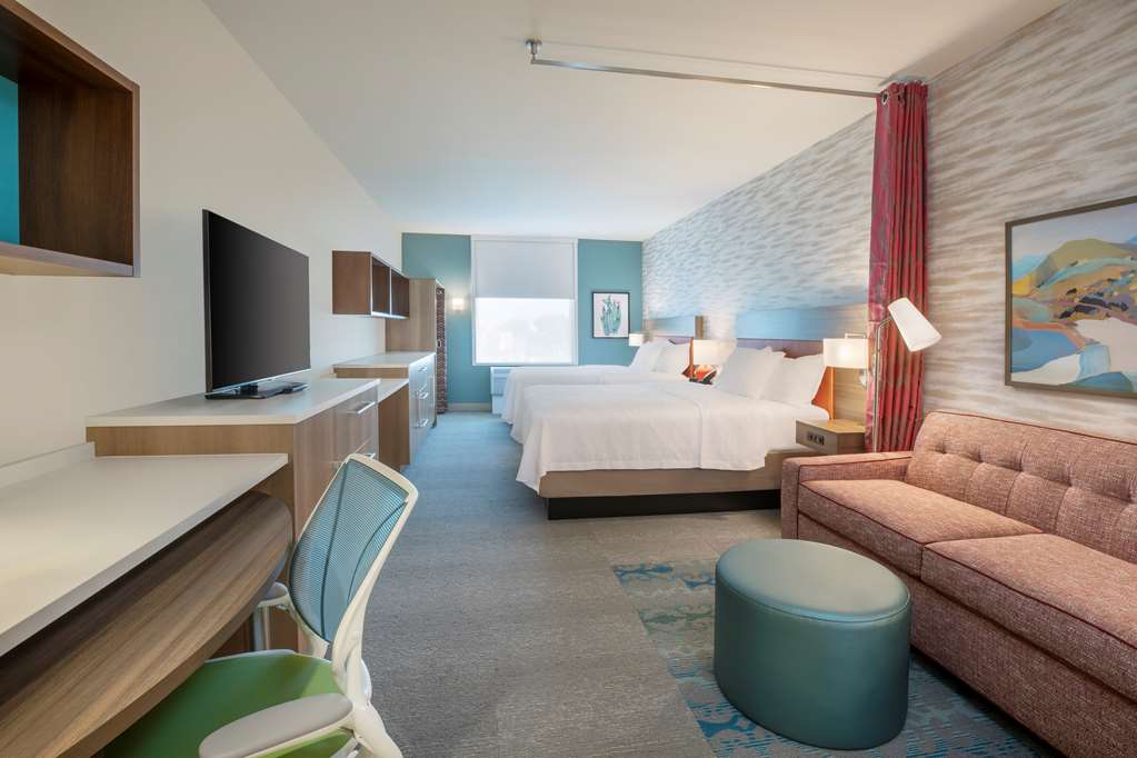Guest room