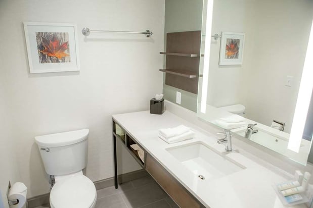 Images Hilton Garden Inn Corning Downtown