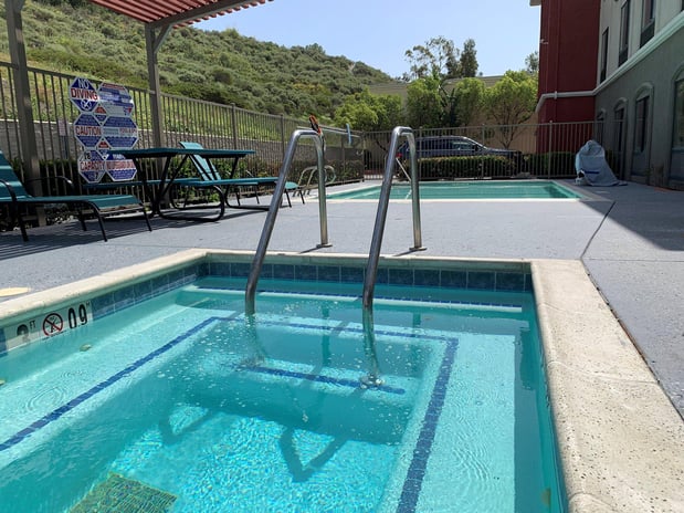 Images Holiday Inn Express & Suites Lake Forest - Irvine East by IHG