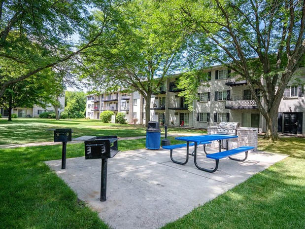 Images Rivers Edge Apartments
