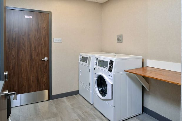 Images Hampton Inn & Suites Adrian