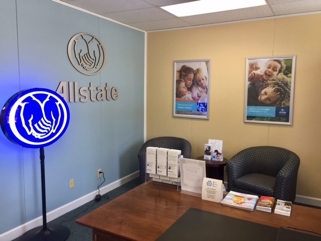 Images Krista Comstock: Allstate Insurance