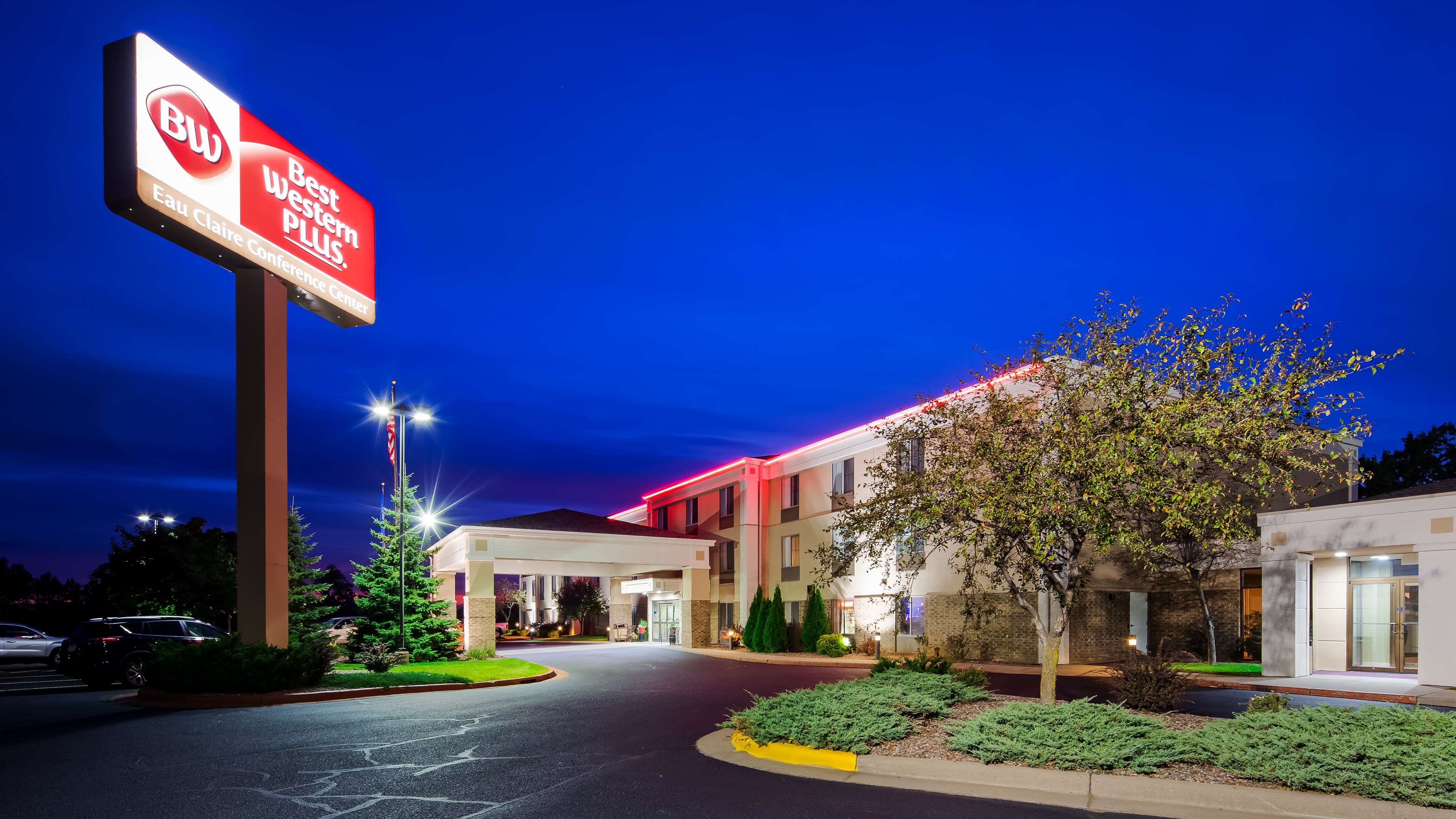 Best Western Plus Eau Claire Conference Center - 3340 Mondovi Rd, Eau ...