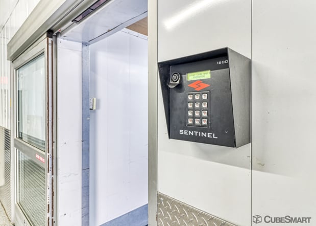 Images CubeSmart Self Storage