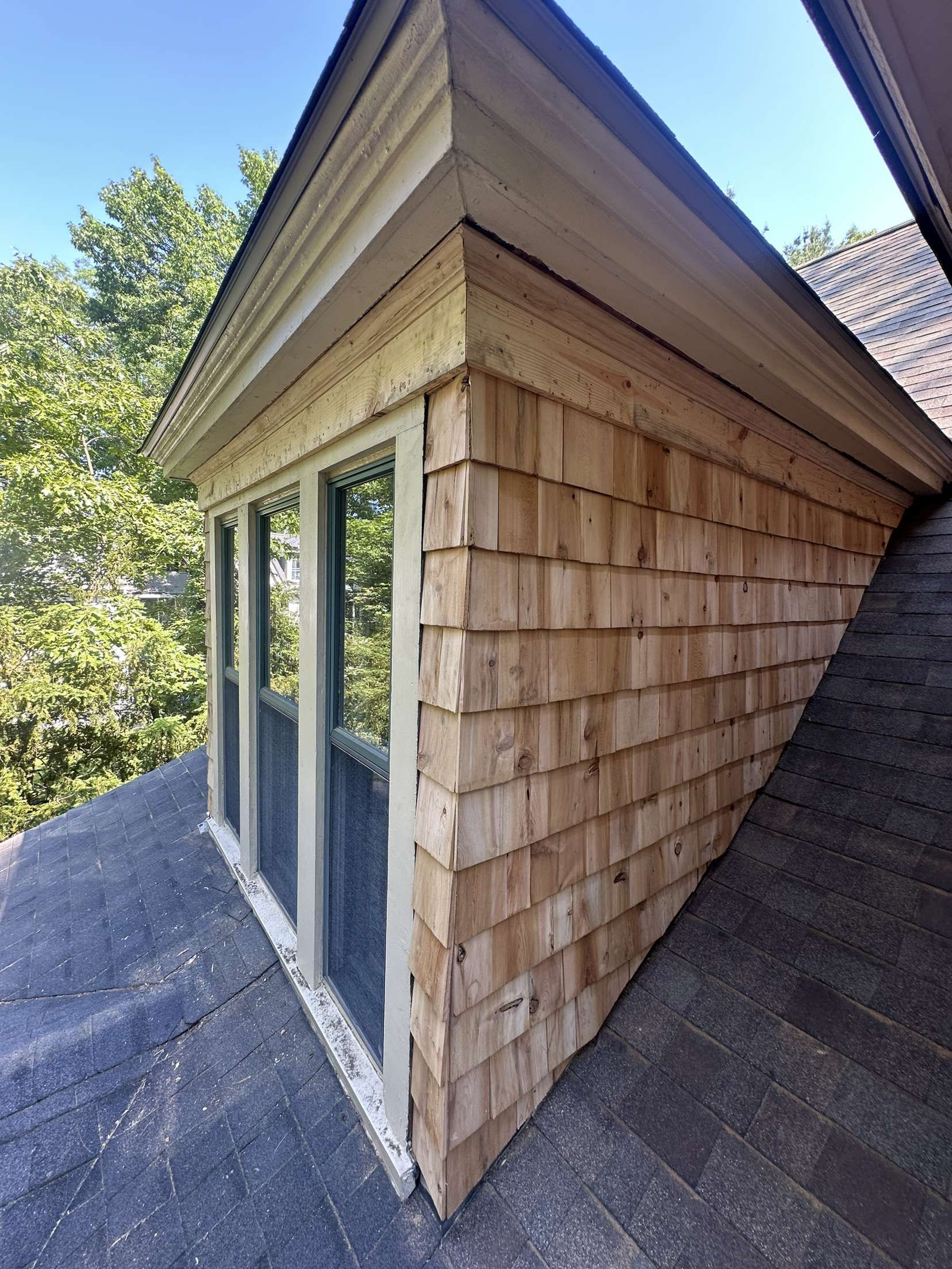 Peachey's Roofing Image