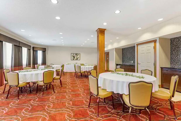 Images Best Western Plus Dutch Haus Inn and Suites