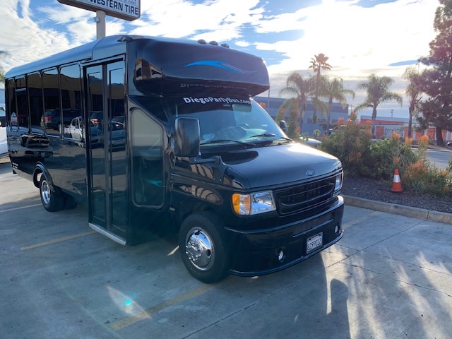 Images Diego Party Bus & Limo
