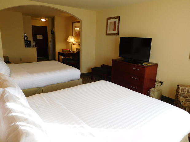 Images Holiday Inn Express & Suites Ponca City, an IHG Hotel