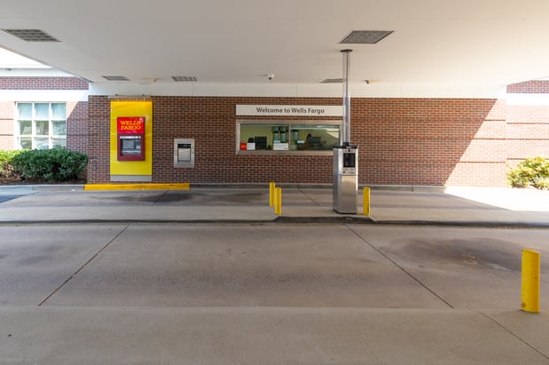 Images Wells Fargo Bank