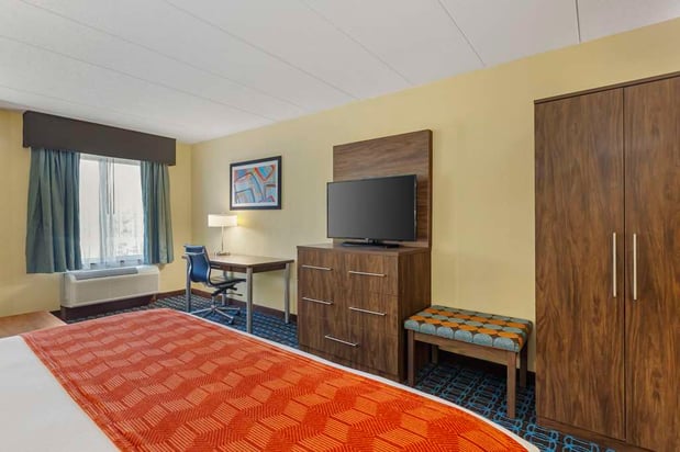 Images Best Western Plus North Shore Hotel