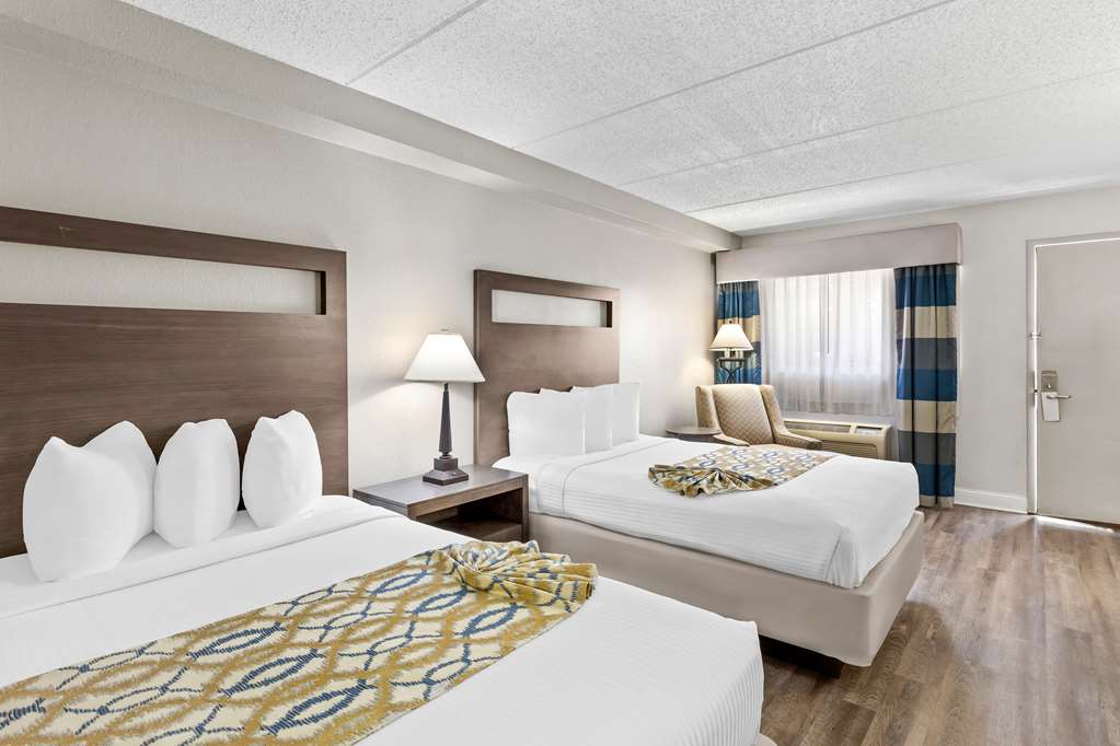 Double Beds - Smoking