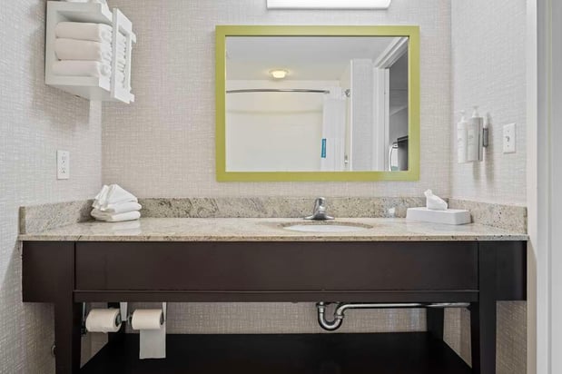 Images Hampton Inn Ridgefield Park