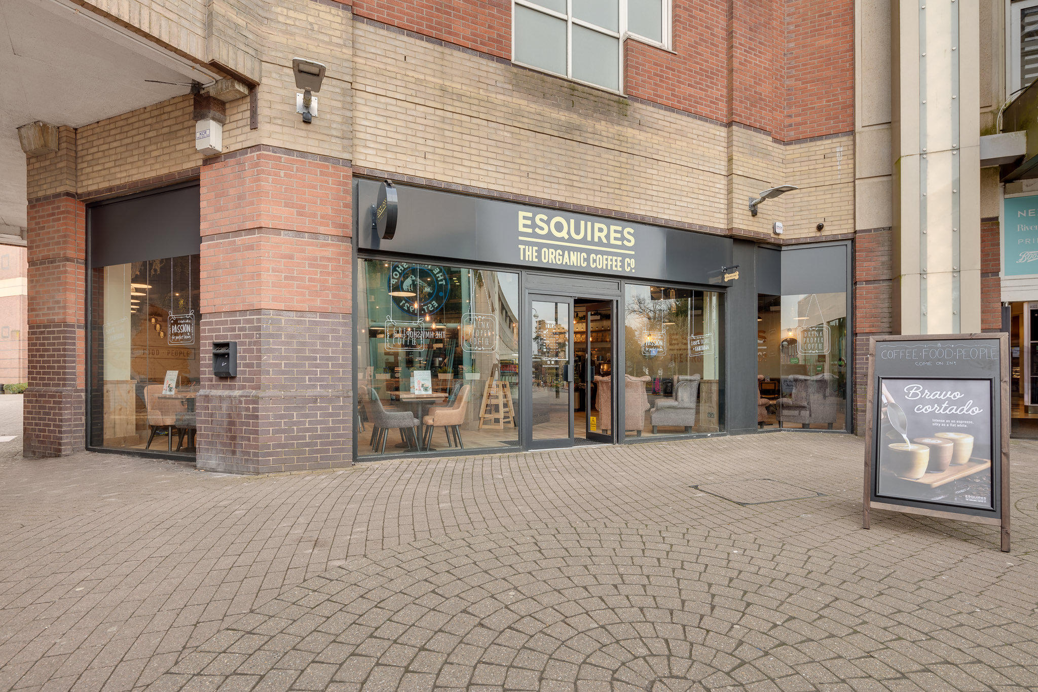Images Esquires Coffee Crawley Mall