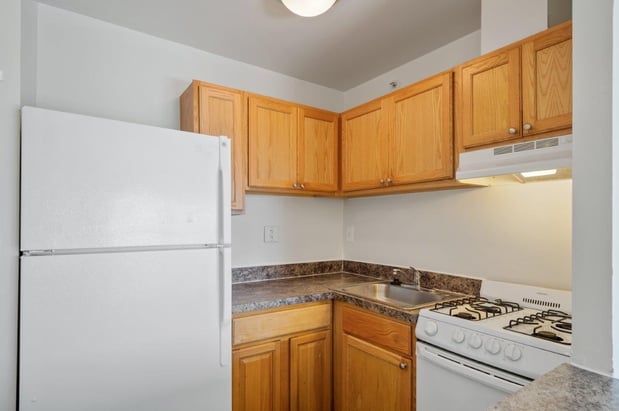 Images Cedar Gardens and Towers Apartment Homes