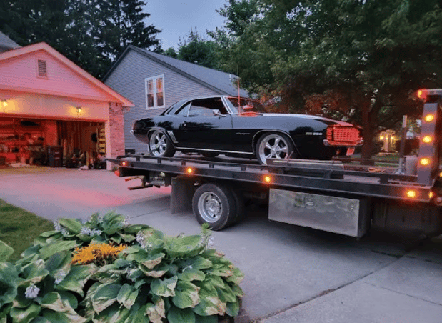 Images Get Hooked Towing & Recovery LLC