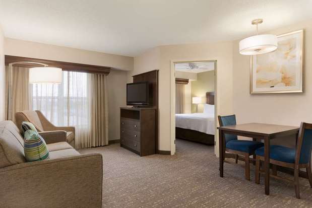 Images Homewood Suites by Hilton Toledo-Maumee