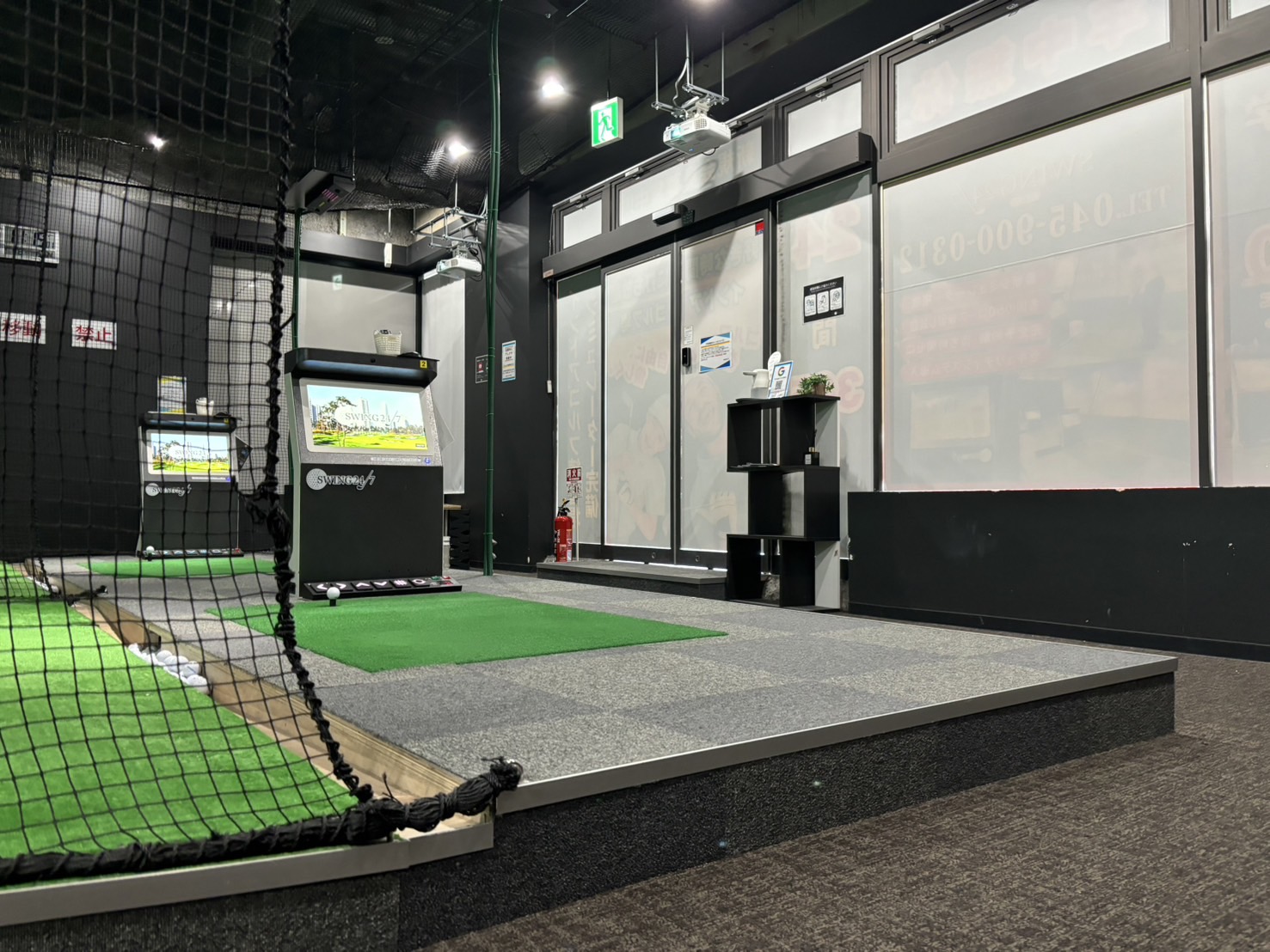 Images インドアゴルフ練習場 SWING24/7 三田店