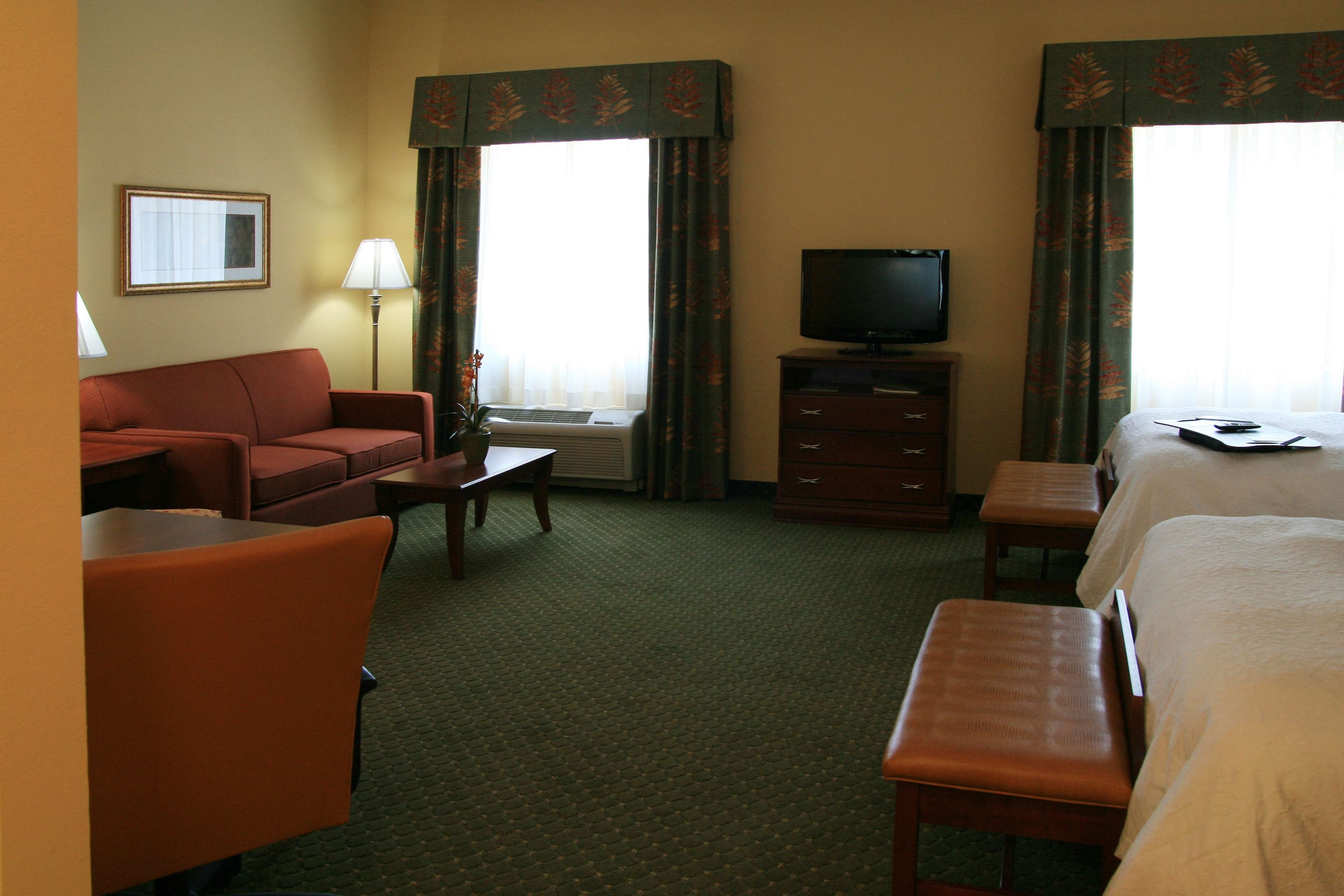 Guest room