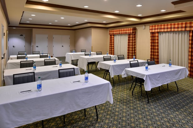 Images Staybridge Suites Las Cruces by IHG
