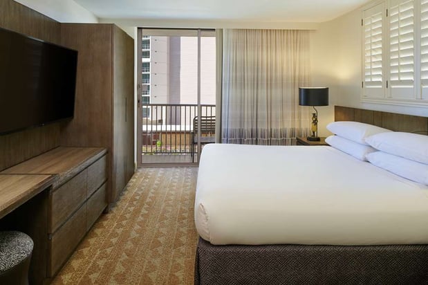 Images Embassy Suites by Hilton Waikiki Beach Walk