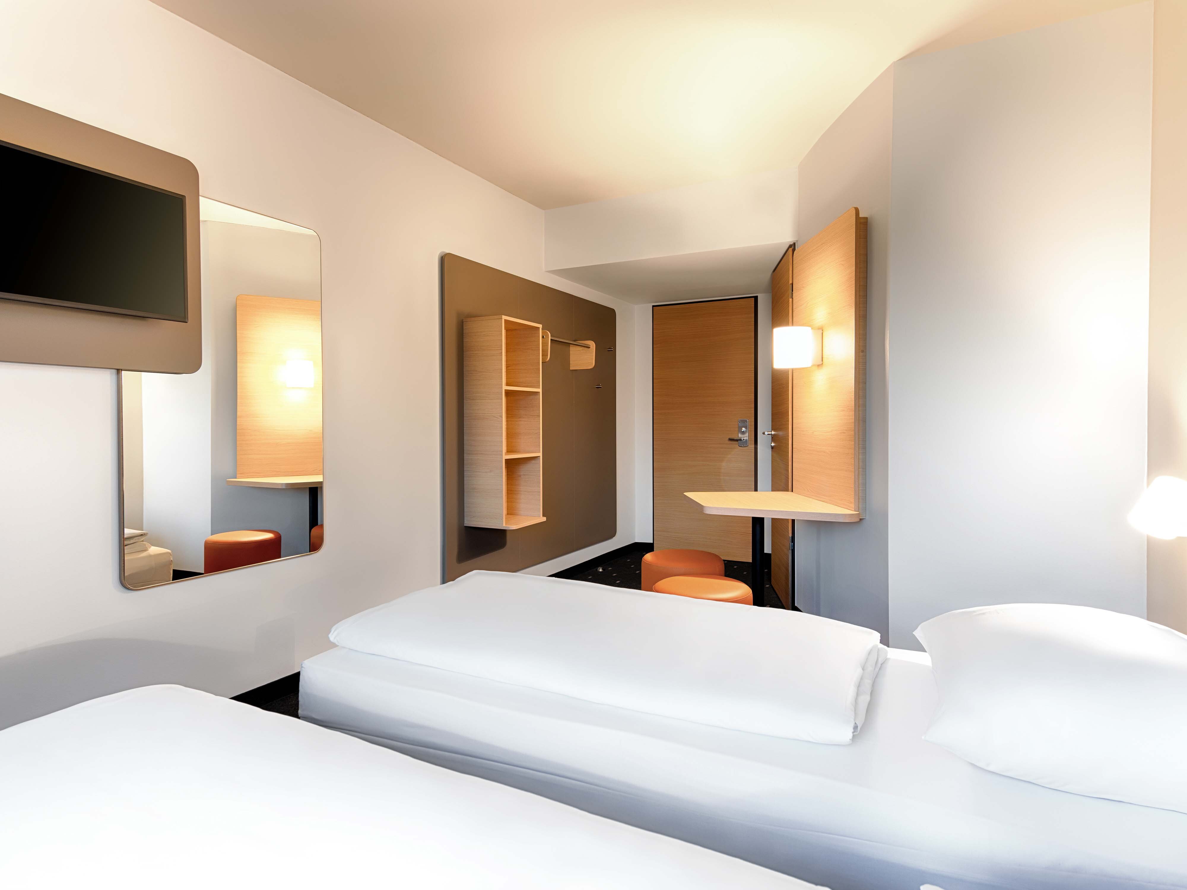Bilder B&B HOTEL Emden
